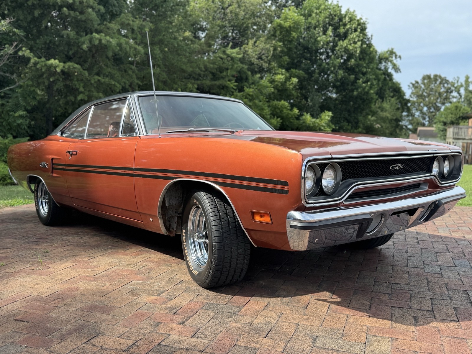 Plymouth-GTX-1970-1