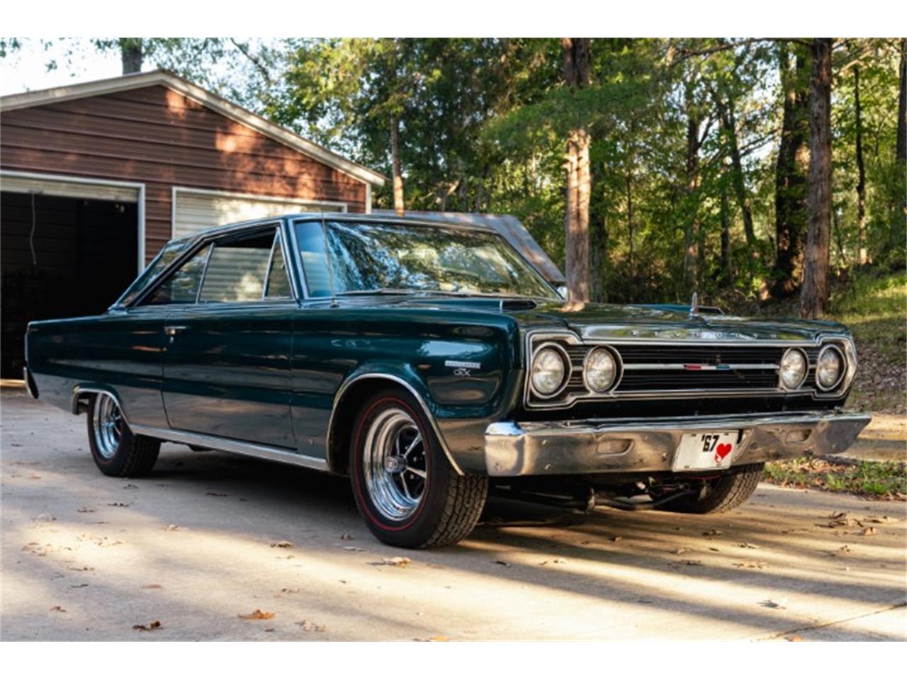 Plymouth-Gtx-1967-Dark-Green-Poly-Black-17