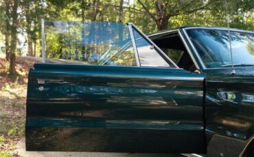 Plymouth-Gtx-1967-Dark-Green-Poly-Black-24
