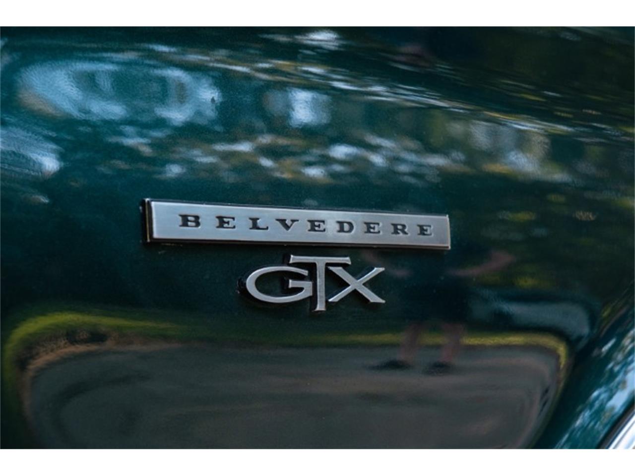 Plymouth-Gtx-1967-Dark-Green-Poly-Black-26