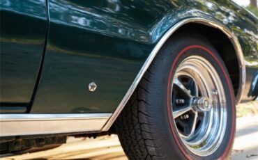 Plymouth-Gtx-1967-Dark-Green-Poly-Black-27
