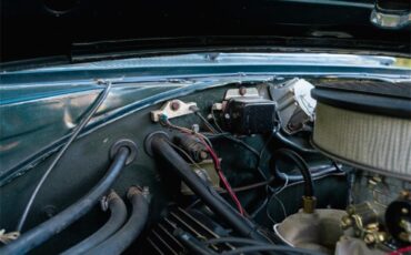 Plymouth-Gtx-1967-Dark-Green-Poly-Black-42