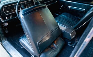 Plymouth-Gtx-1967-Dark-Green-Poly-Black-45