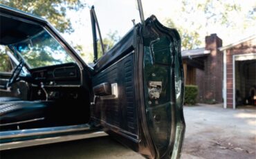 Plymouth-Gtx-1967-Dark-Green-Poly-Black-51