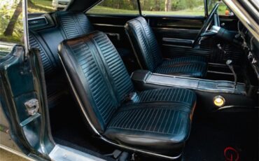 Plymouth-Gtx-1967-Dark-Green-Poly-Black-52