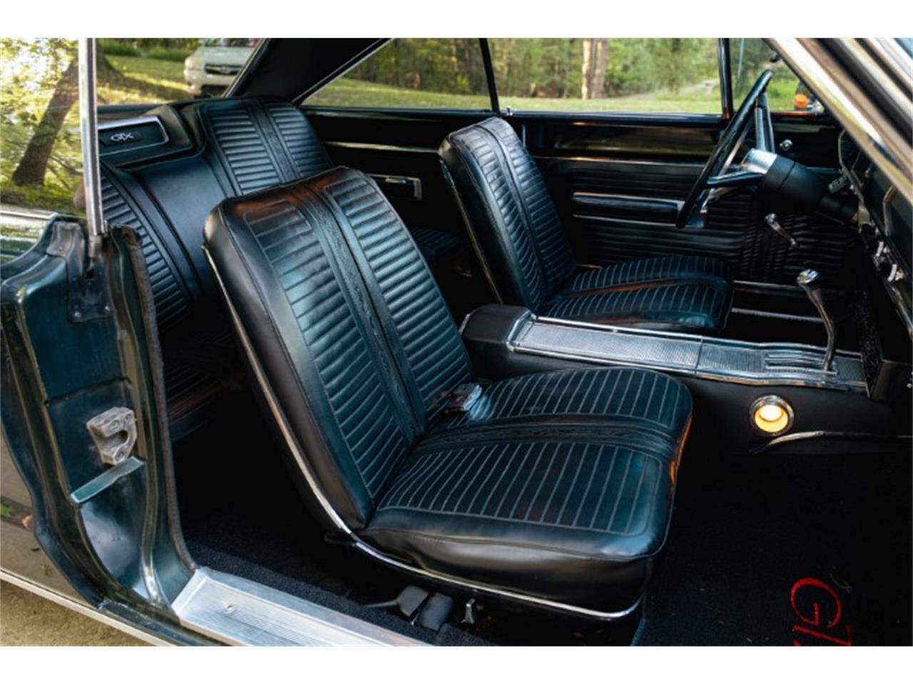 Plymouth-Gtx-1967-Dark-Green-Poly-Black-52