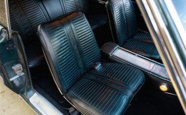 Plymouth-Gtx-1967-Dark-Green-Poly-Black-54