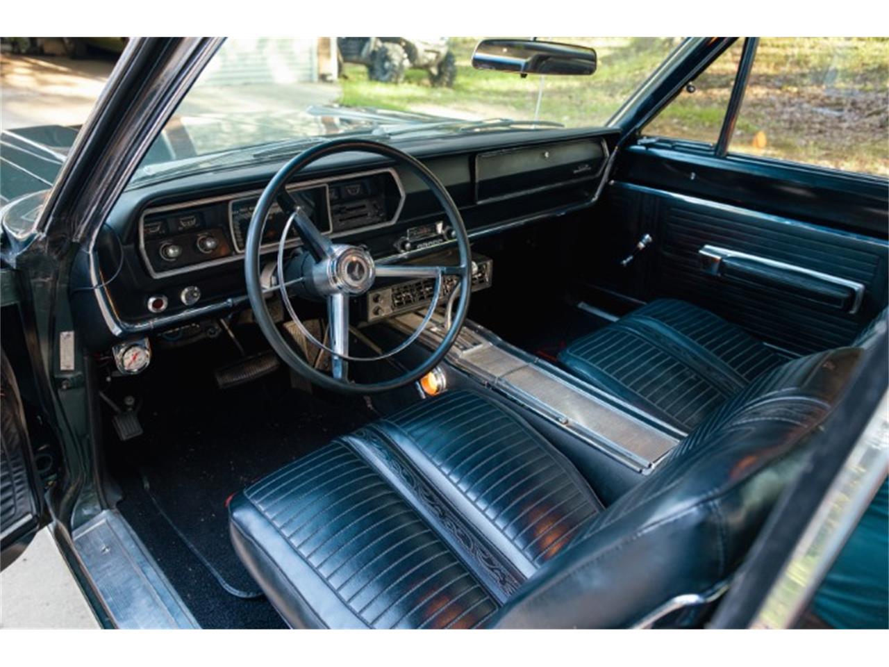 Plymouth-Gtx-1967-Dark-Green-Poly-Black-71
