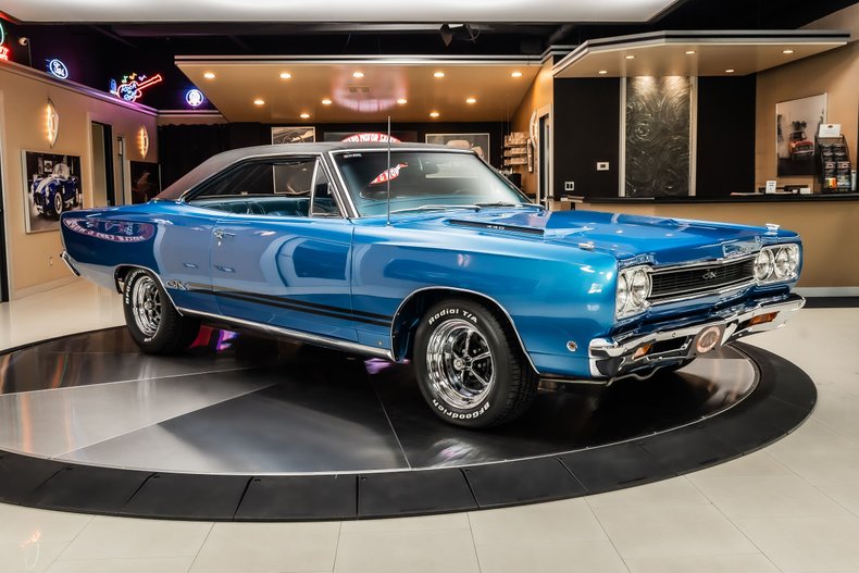 Plymouth-Gtx-1968-Blue-11