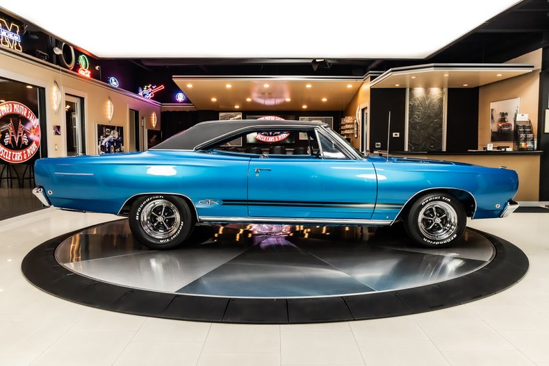 Plymouth-Gtx-1968-Blue-13