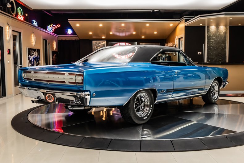 Plymouth-Gtx-1968-Blue-14