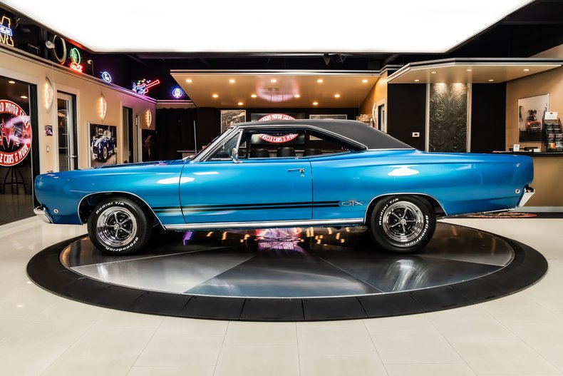 Plymouth-Gtx-1968-Blue-20