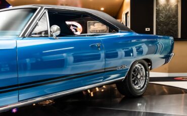 Plymouth-Gtx-1968-Blue-30
