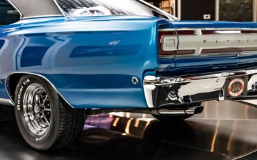 Plymouth-Gtx-1968-Blue-34