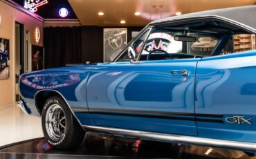 Plymouth-Gtx-1968-Blue-35