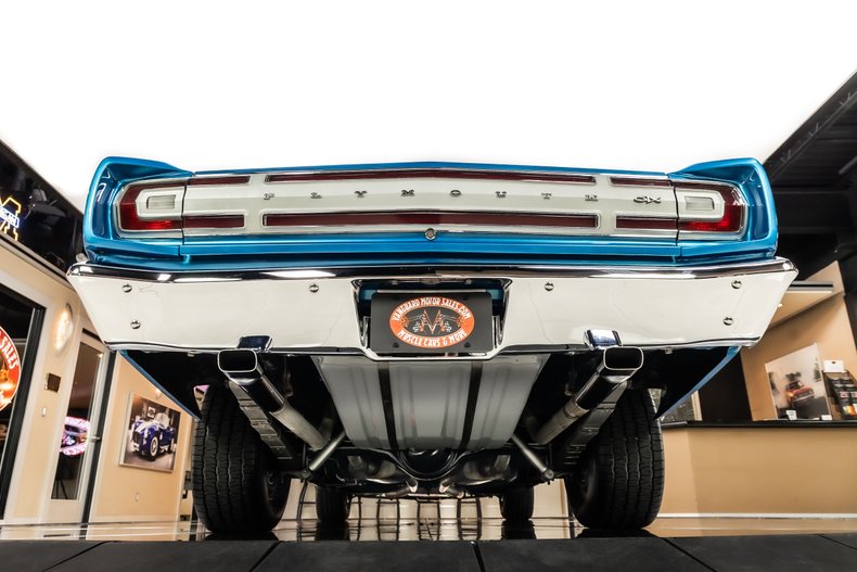 Plymouth-Gtx-1968-Blue-44