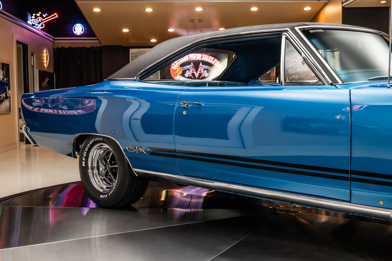 Plymouth-Gtx-1968-Blue-6