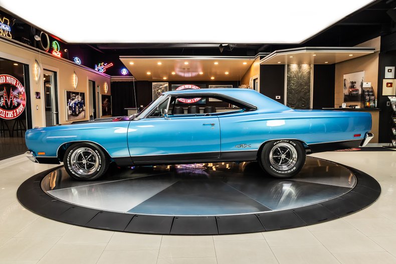 Plymouth-Gtx-1969-Blue-2