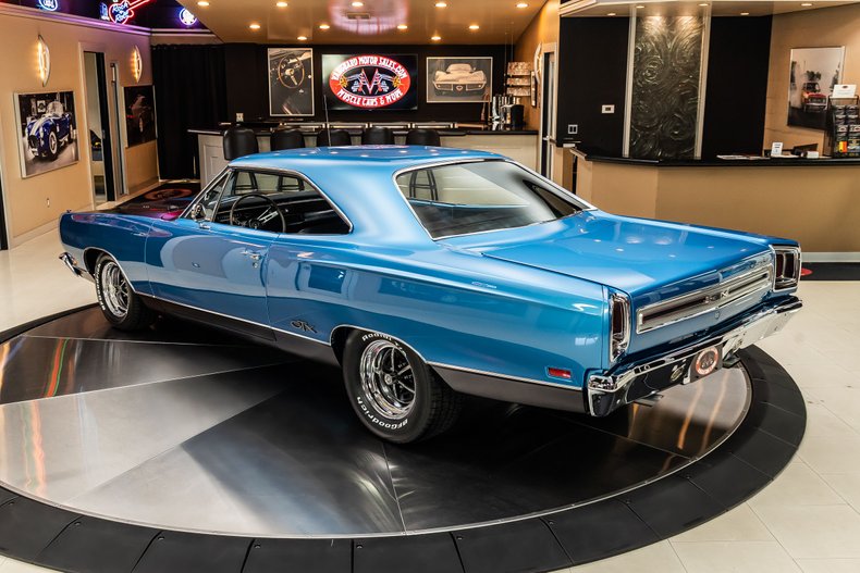 Plymouth-Gtx-1969-Blue-20