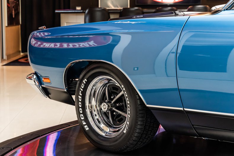 Plymouth-Gtx-1969-Blue-37