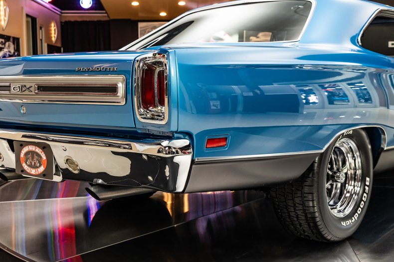 Plymouth-Gtx-1969-Blue-41
