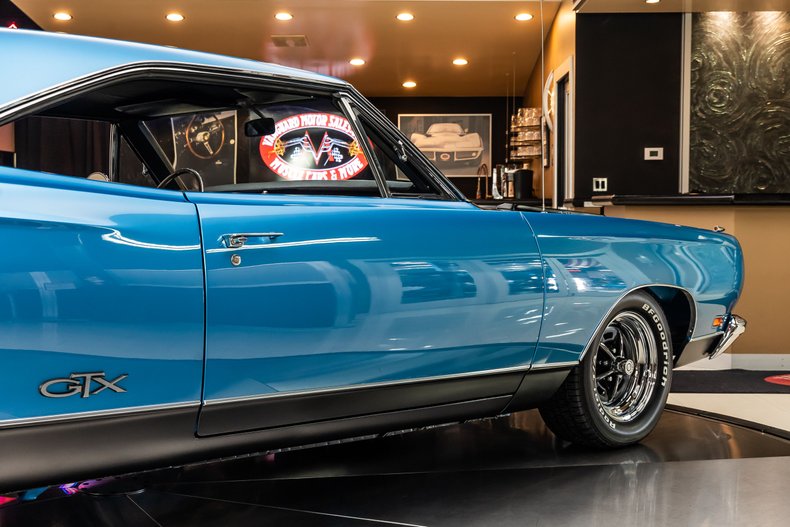 Plymouth-Gtx-1969-Blue-42