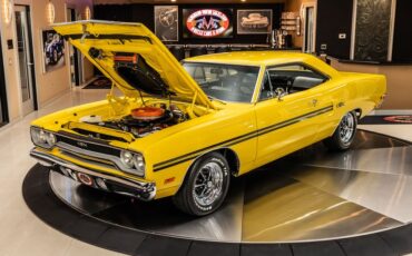 Plymouth-Gtx-1970-Lemon-Twist-3