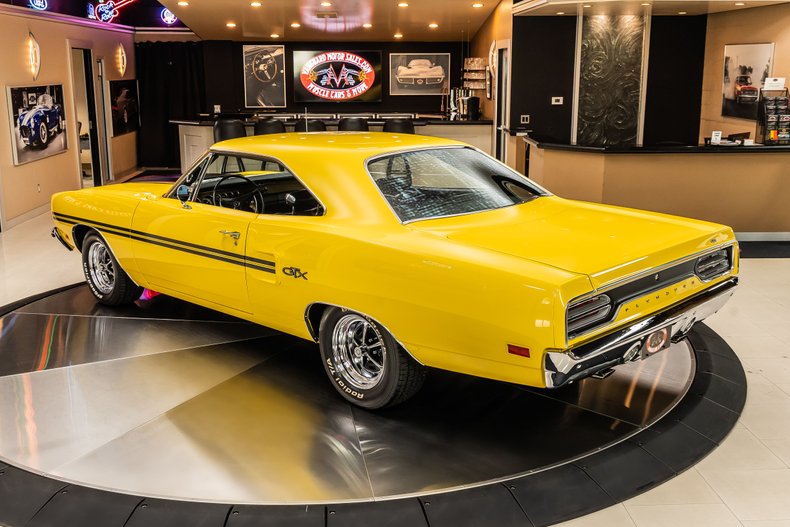 Plymouth-Gtx-1970-Lemon-Twist-4