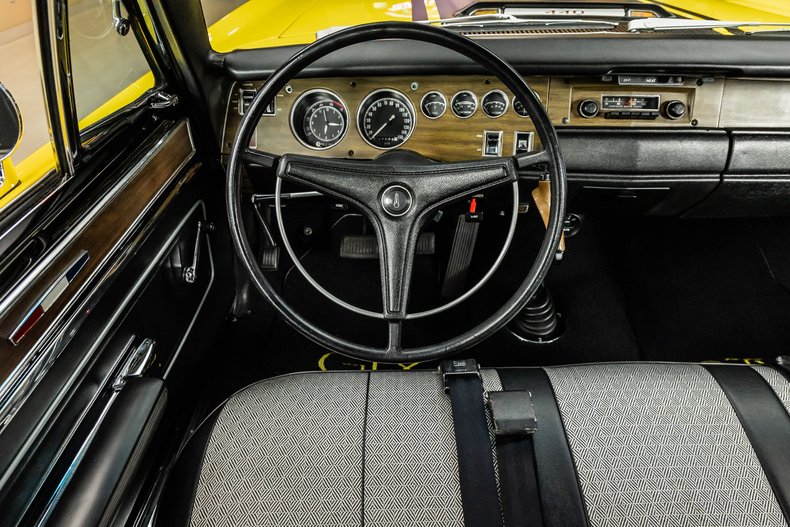 Plymouth-Gtx-1970-Lemon-Twist-5