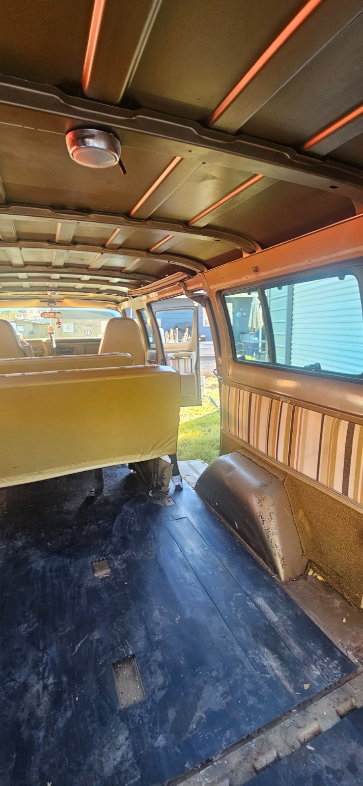 Plymouth-Other-1976-Extended-Passenger-Van-10