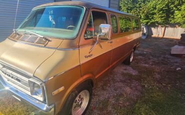 Plymouth-Other-1976-Extended-Passenger-Van-2