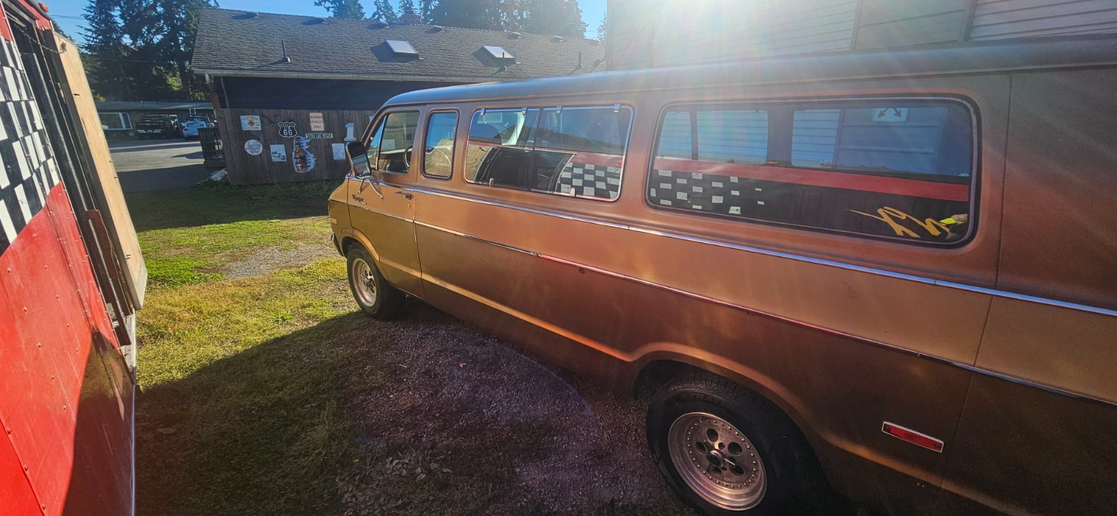 Plymouth-Other-1976-Extended-Passenger-Van-3