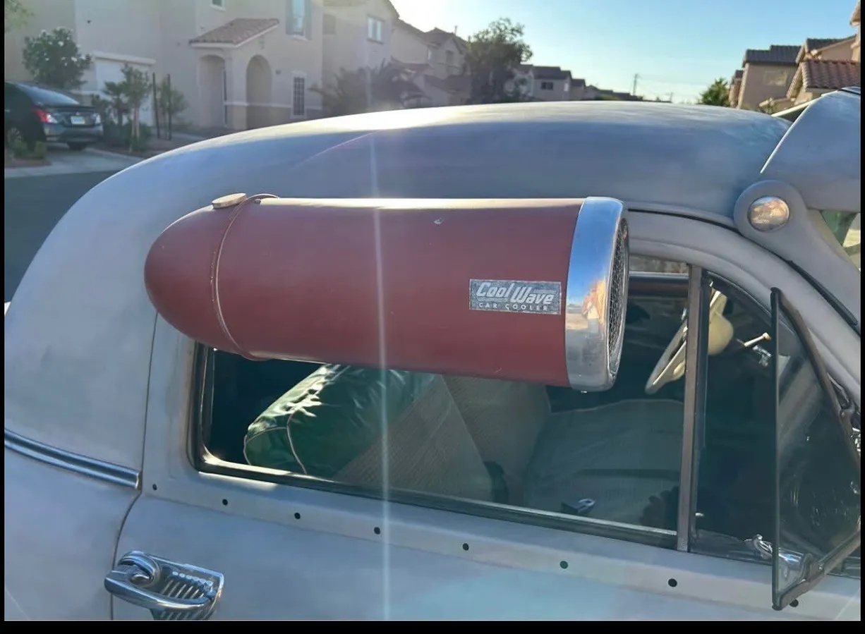 Plymouth-P19-1950-Primer-Grdyy-Green-Plaid-1