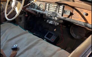 Plymouth-P19-1950-Primer-Grdyy-Green-Plaid-4