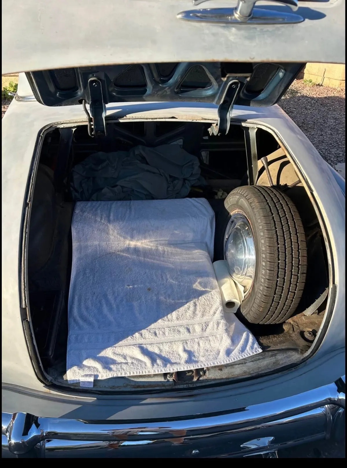 Plymouth-P19-1950-Primer-Grdyy-Green-Plaid-5