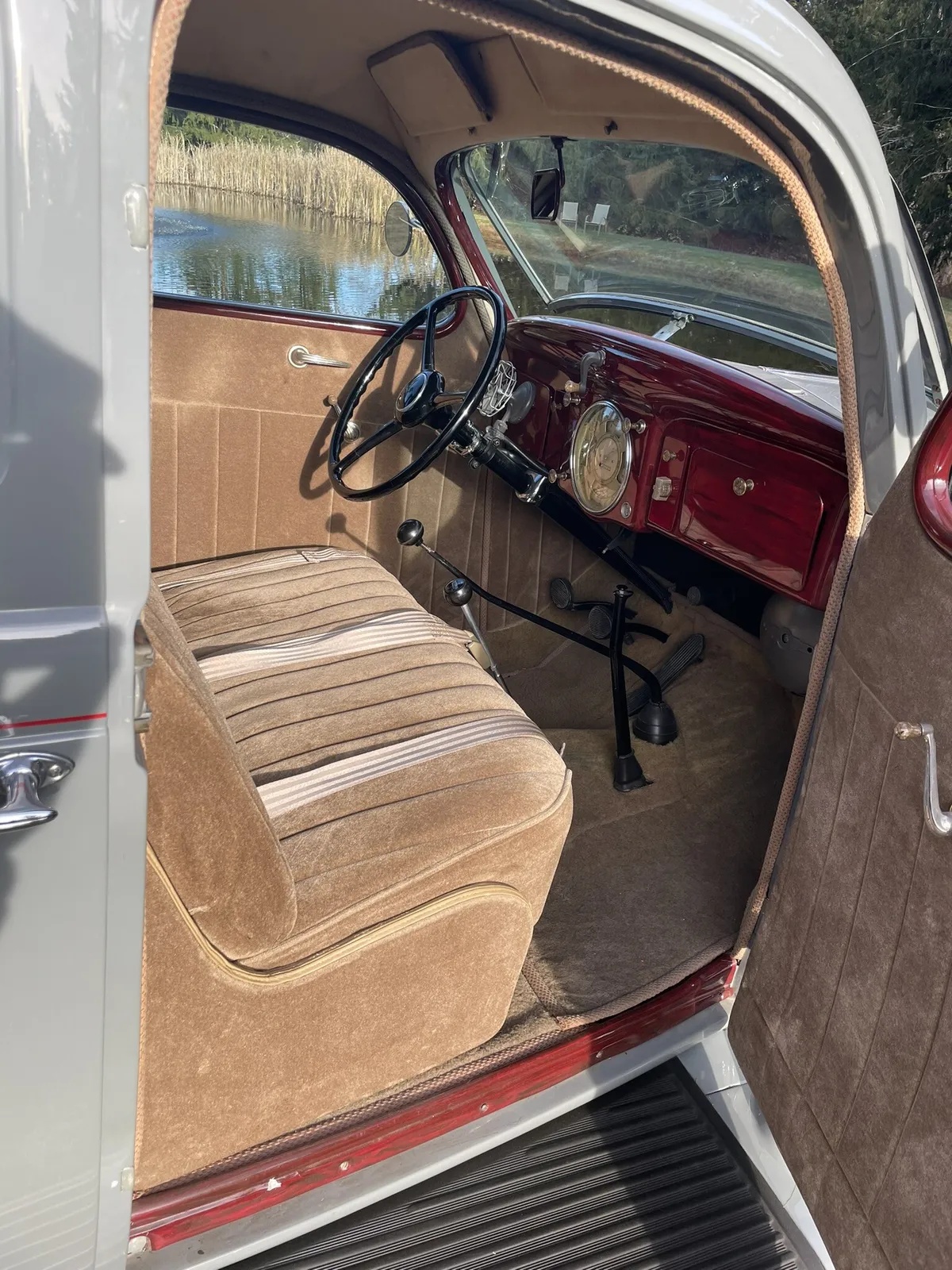 Plymouth-P2-1936-Blue-Gray-Tan-3