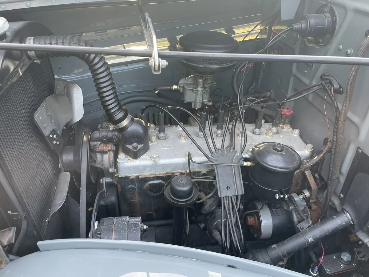 Plymouth-P2-1936-Blue-Gray-Tan-4