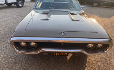Plymouth-ROADRUNNER-1971-Coupe