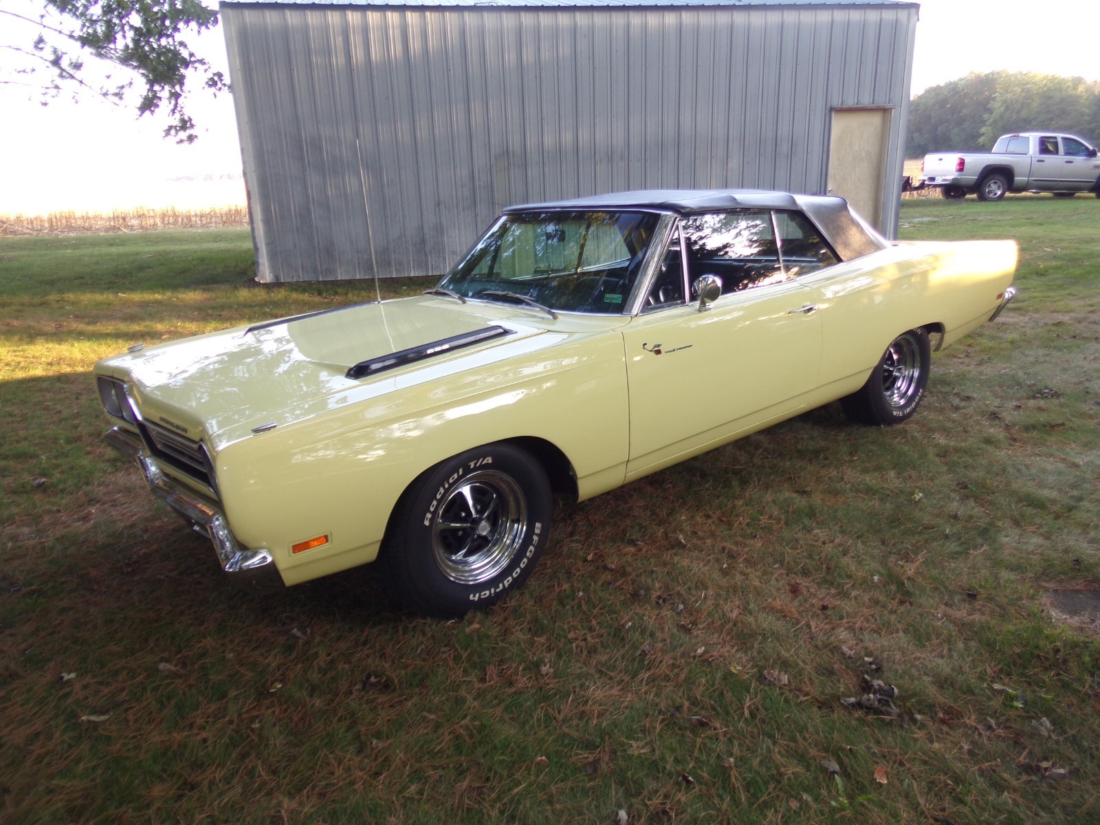 Plymouth-Road-Runner-1969-Convertible-1