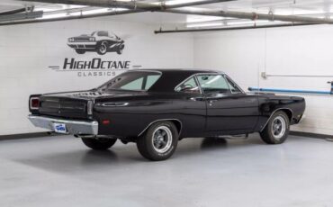 Plymouth-Road-Runner-1969-Coupe-1