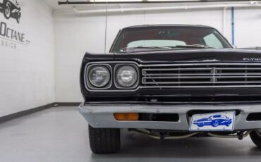 Plymouth-Road-Runner-1969-Coupe-11
