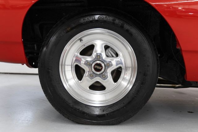 Plymouth-Road-Runner-1969-Coupe-17