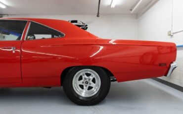 Plymouth-Road-Runner-1969-Coupe-21
