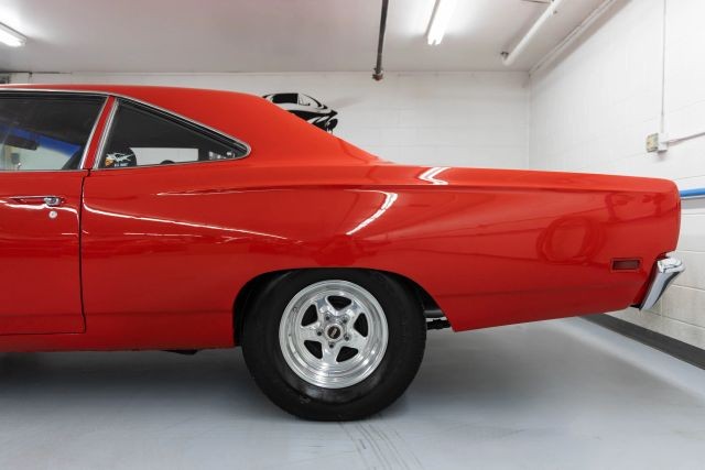 Plymouth-Road-Runner-1969-Coupe-21