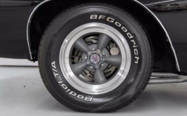 Plymouth-Road-Runner-1969-Coupe-22