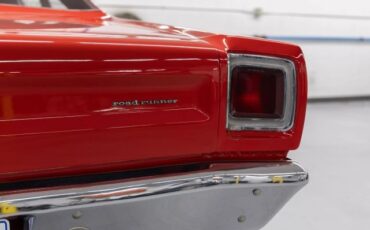 Plymouth-Road-Runner-1969-Coupe-25