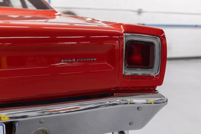 Plymouth-Road-Runner-1969-Coupe-25