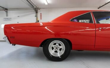 Plymouth-Road-Runner-1969-Coupe-28
