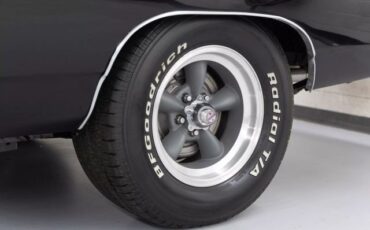 Plymouth-Road-Runner-1969-Coupe-28