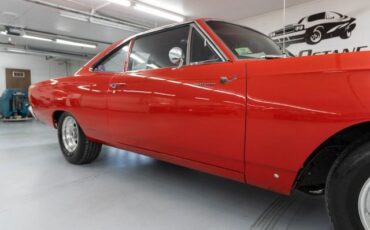 Plymouth-Road-Runner-1969-Coupe-32